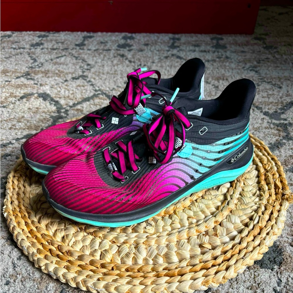 Columbia Pink and Teal Athletic Shoes